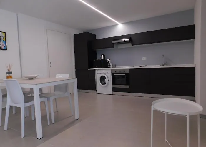 Matte - Leonardo Accademy - Maggiore - Mxp דירה